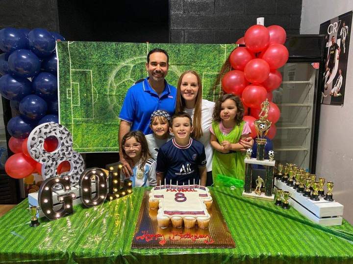 Avoid Miami's hot and rainy weather to ensure a successful party indoors!